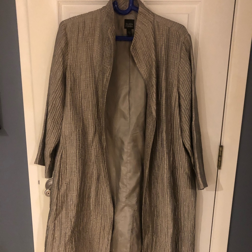 Eileen Fisher size Large beige silk jacket